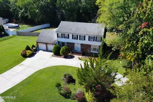 7 Porsche Dr, Matawan, NJ 07747 - Photo 2