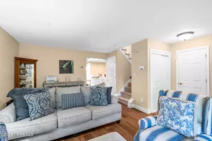 33 Trumbull Dr, Freehold, NJ 07728 - Photo 4