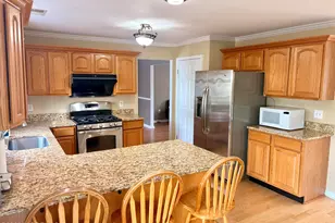 30 Heritage Dr, Englishtown, NJ 07726 - Photo 8