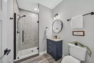 284 Middle Rd, Holmdel, NJ 07733 - Photo 10