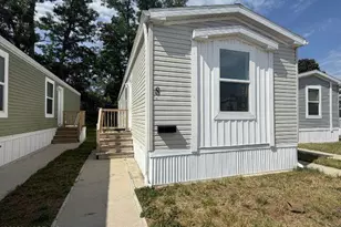 8 John St, Hazlet Township, NJ 07734 - Photo 1