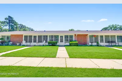 666 Plymouth Drive #C, Lakewood, NJ 08701 - Photo 2