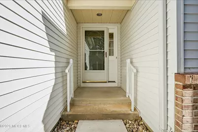 9 Sandhurst Road, Lakewood, NJ 08701 - Photo 4