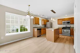9 Sandhurst Rd, Lakewood, NJ 08701 - Photo 8