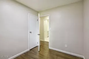 560 Garrett Hill Blvd, Belford, NJ 07718 - Photo 14