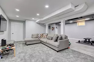 18 Constitution Dr, Leonardo, NJ 07737 - Photo 28