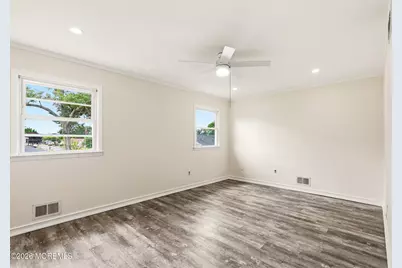 853 Neptune Avenue, Beachwood, NJ 08722 - Photo 10
