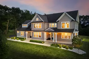 8 Legend Hollow Ct, Freehold, NJ 07728 - Photo 2