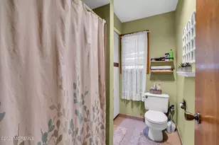 35 Marlboro St, Morganville, NJ 07751 - Photo 10