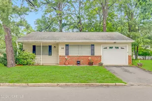 16 Rhode Island Dr, Whiting, NJ 08759 - Photo 2