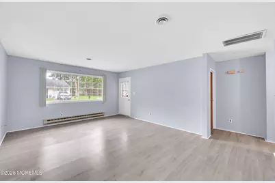 16 Rhode Island Drive, Whiting, NJ 08759 - Photo 8