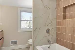 80 Freehold Rd, Manalapan Township, NJ 07726 - Photo 28