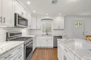 11 Leighton Ave, Red Bank, NJ 07701 - Photo 8