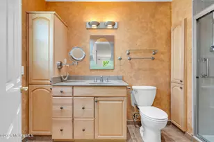 5 Lakeview Dr, Marlboro Township, NJ 07746 - Photo 28
