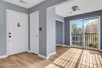 106 Frontier Way, Tinton Falls, NJ 07753 - Photo 4