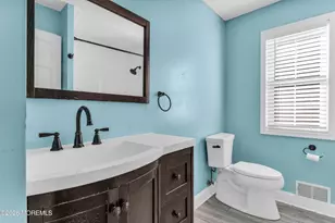398 Riverdale Dr, Aberdeen Township, NJ 07735 - Photo 10