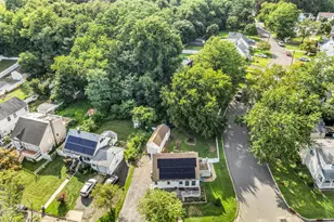 398 Riverdale Dr, Aberdeen Township, NJ 07735 - Photo 20