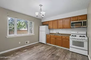 1062 Cheryl Ct, Brick, NJ 08724 - Photo 6