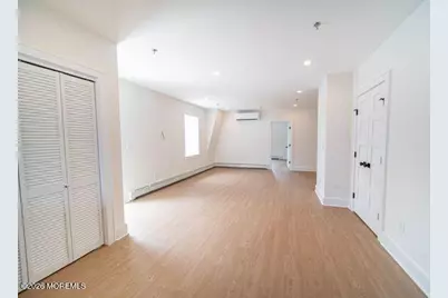 1125 E Ocean Avenue #3b, Sea Bright, NJ 07760 - Photo 2