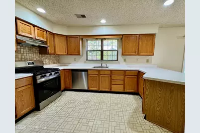 3 Longbrook Lane, Freehold, NJ 07728 - Photo 8