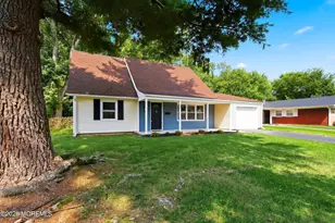 21 Glenview Ln, Willingboro, NJ 08046 - Photo 2