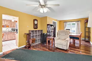 11 Fox Ave, Keansburg, NJ 07734 - Photo 8