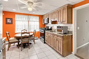 11 Fox Ave, Keansburg, NJ 07734 - Photo 10