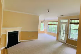 566 St Andrews Pl, Manalapan Township, NJ 07726 - Photo 4