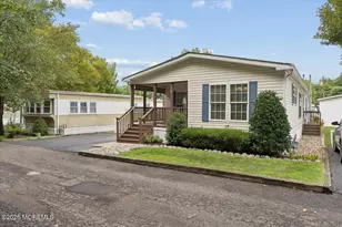 17 Village Rd, Morganville, NJ 07751 - Photo 2