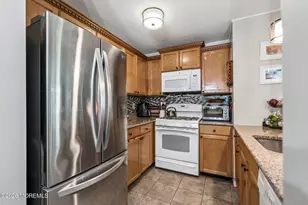 21 Jockey Ln, Tinton Falls, NJ 07753 - Photo 8