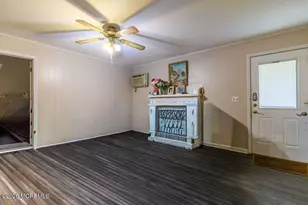 614 Caranetta Dr, Lakewood, NJ 08701 - Photo 4