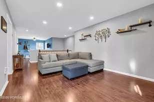 118 Evergreen Ct, Freehold, NJ 07728 - Photo 14