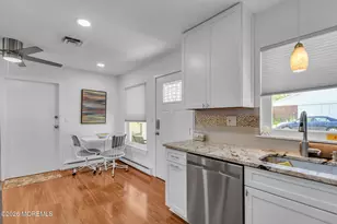 605B Lake Point Dr, Lakewood, NJ 08701 - Photo 18