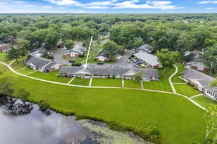 605B Lake Point Dr, Lakewood, NJ 08701 - Photo 48