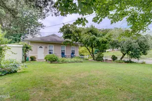 108 Prospect Ave, Neptune Township, NJ 07753 - Photo 22
