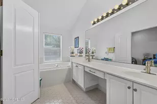 411 Perry St, Morganville, NJ 07751 - Photo 32