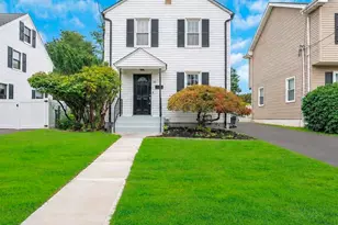 70 W George St, Freehold, NJ 07728 - Photo 2