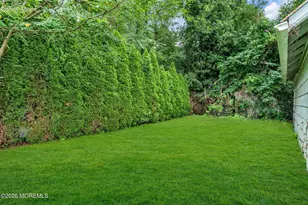70 W George St, Freehold, NJ 07728 - Photo 36