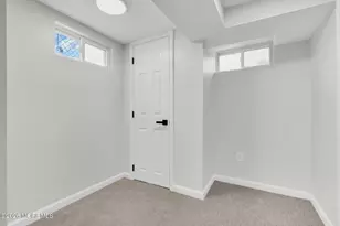 70 W George St, Freehold, NJ 07728 - Photo 28