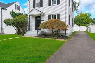 70 W George St, Freehold, NJ 07728 - Photo 40