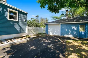 393 Prospect St, Old Bridge Township, NJ 08879 - Photo 6