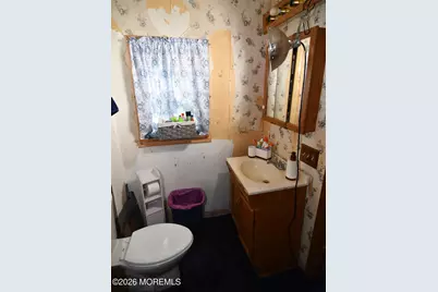 481 Center Avenue, North Middletown, NJ 07748 - Photo 14