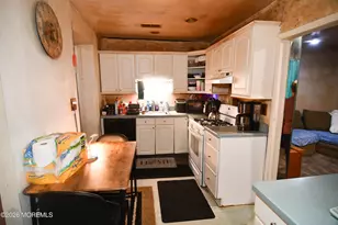 481 Center Ave, North Middletown, NJ 07748 - Photo 10