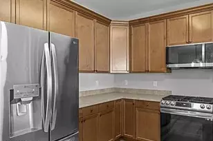 136 Mill Pond Wy, Eatontown, NJ 07724 - Photo 6