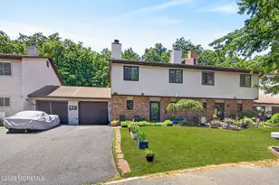 6 Swan Rd, Howell Township, NJ 07731 - Photo 2