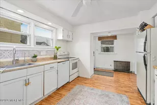 54 Chingarora Ave, Keyport, NJ 07735 - Photo 6