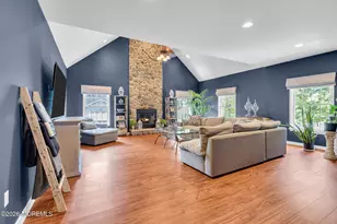 41 Walter Ave, Eatontown, NJ 07724 - Photo 8