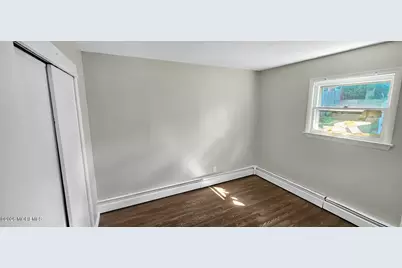8 Kendall Drive, Sayreville, NJ 08859 - Photo 6