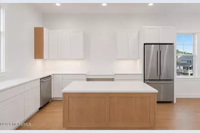 24 W Carolina Avenue, Long Beach Township, NJ 08008 - Photo 6