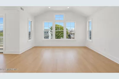 24 W Carolina Avenue, Long Beach Township, NJ 08008 - Photo 10